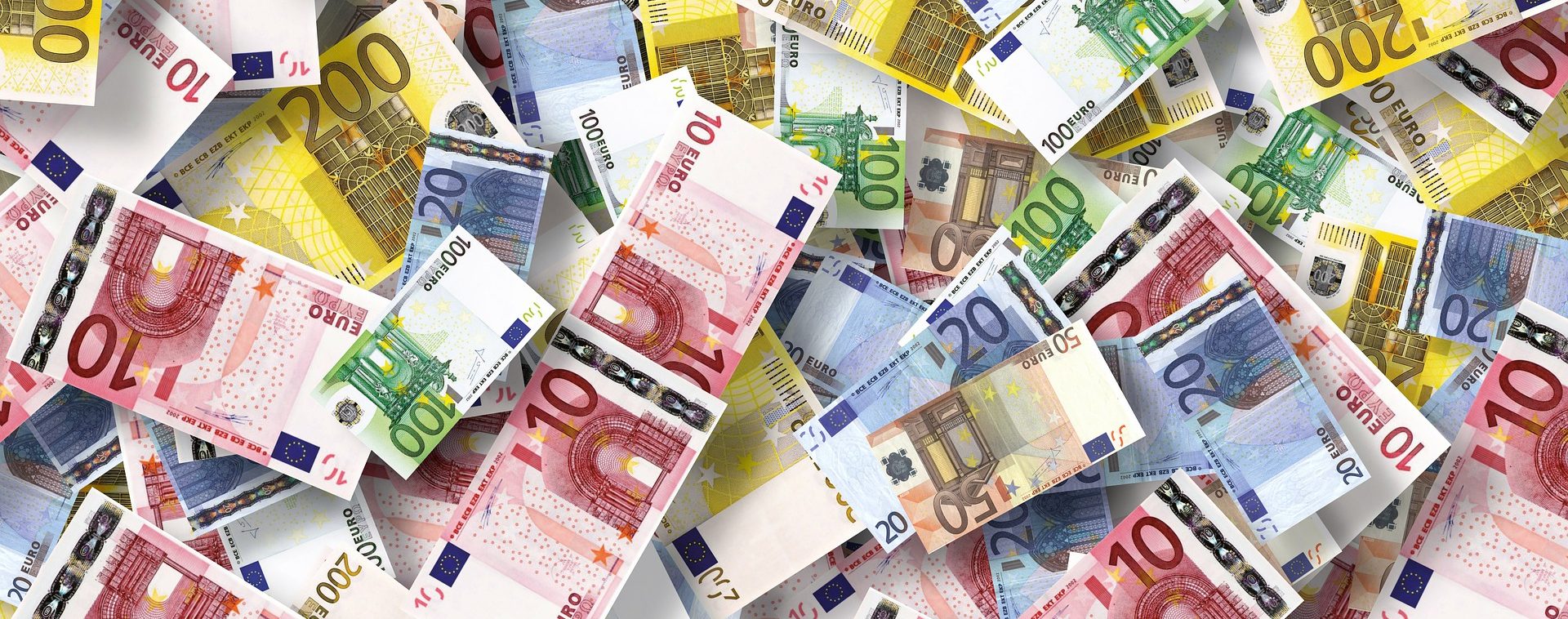 Euro-Einführung: die verschiedenen Geldscheine